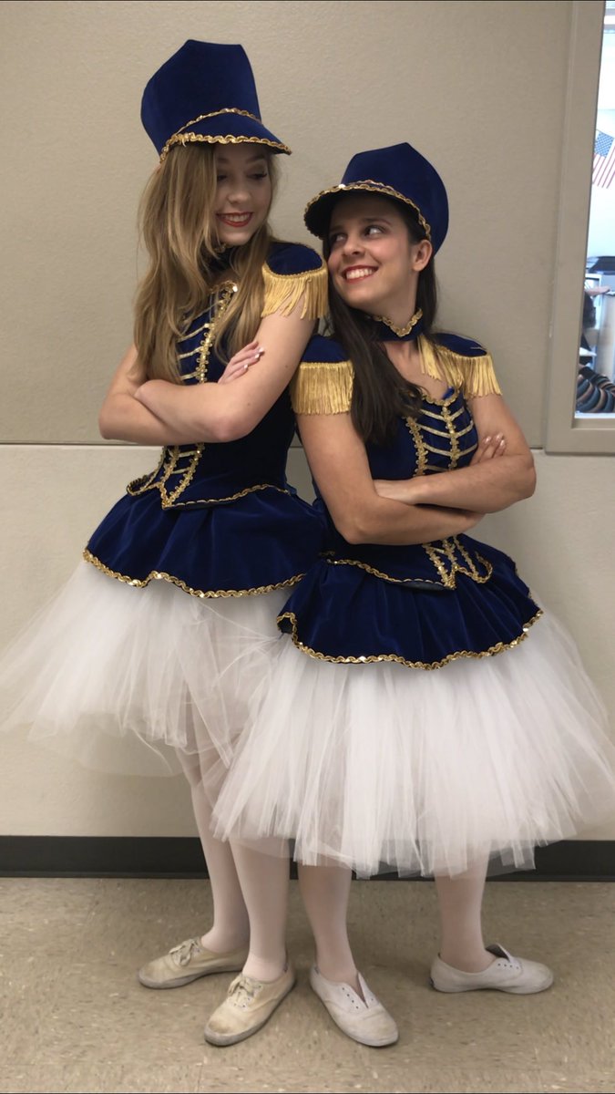 salomonslegacy's tweet photo. ❤️❤️BEST TWIN❤️❤️ #FutureIsKey #RedRibbonWeek https://t.co/pWF22ovDDp