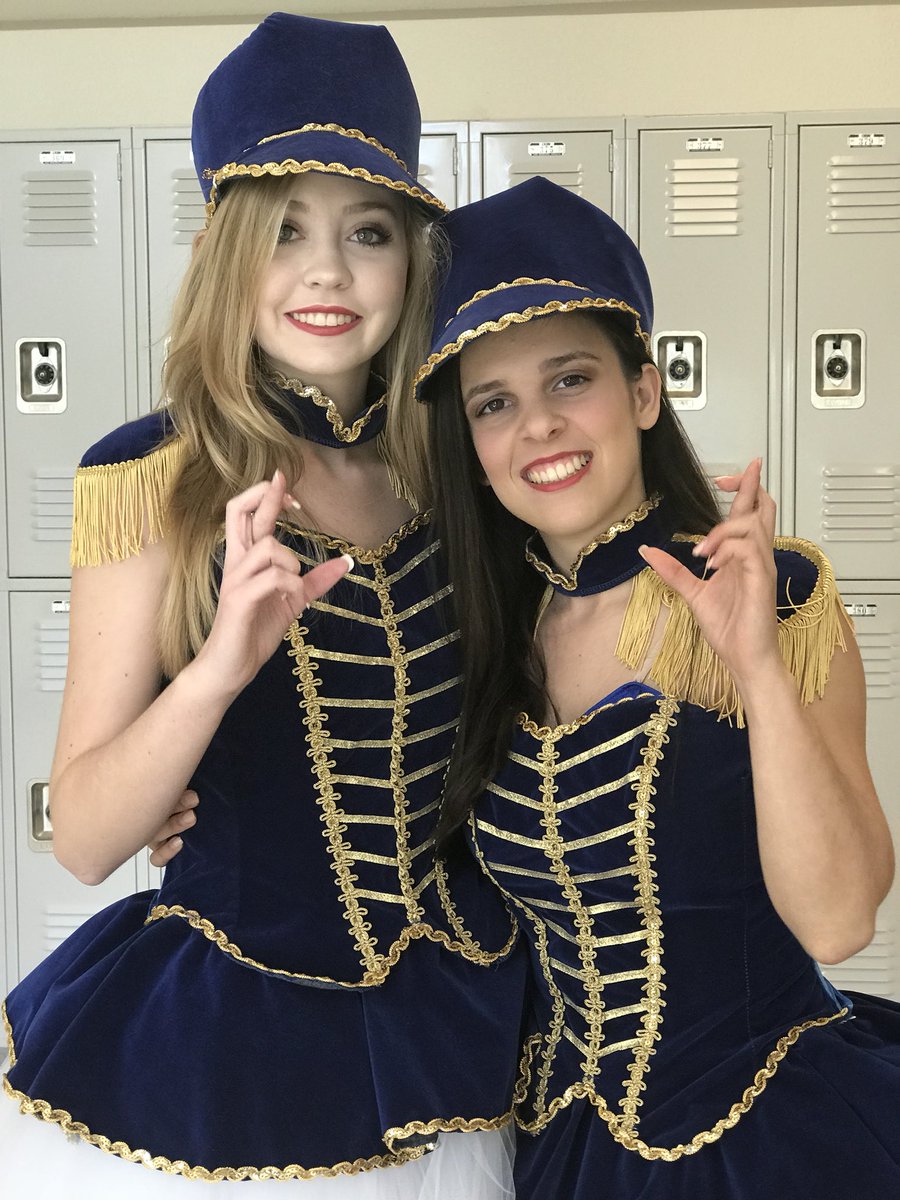 salomonslegacy's tweet photo. ❤️❤️BEST TWIN❤️❤️ #FutureIsKey #RedRibbonWeek https://t.co/pWF22ovDDp