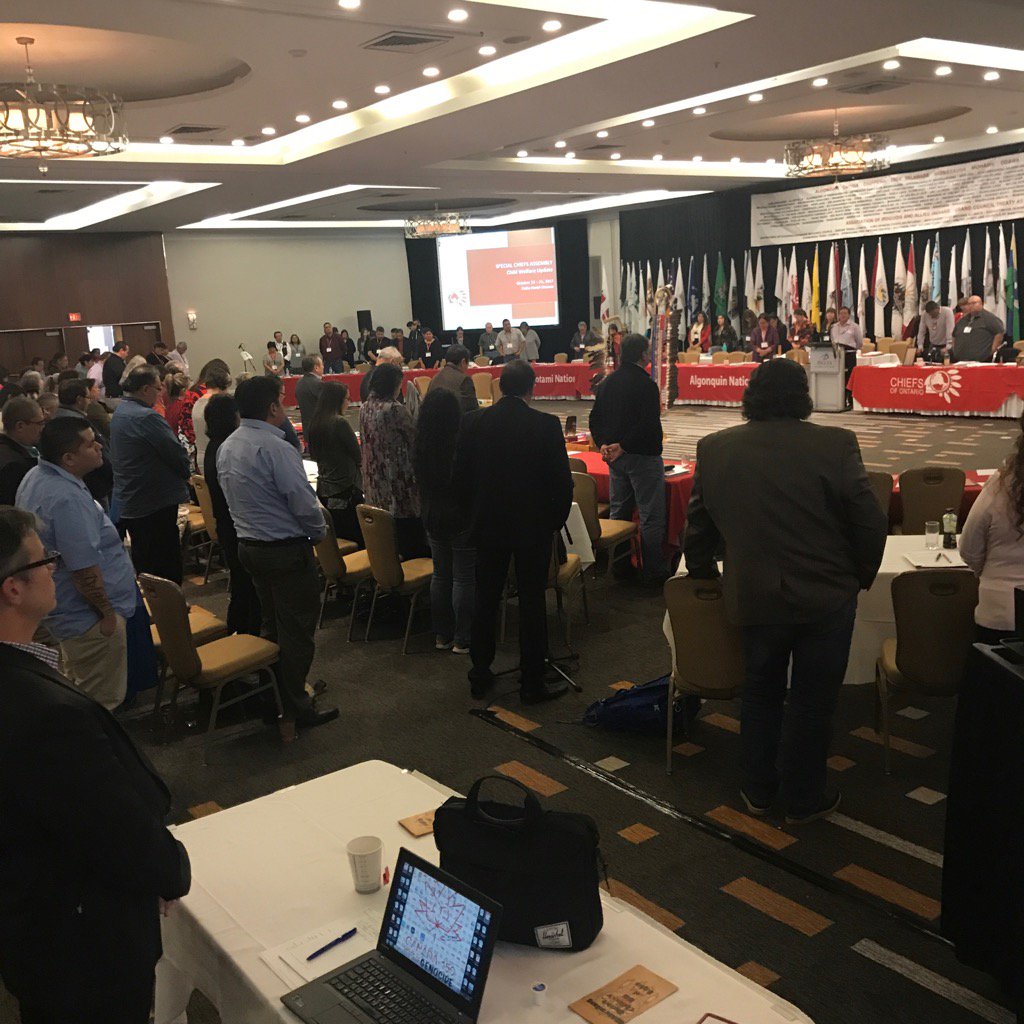 gcfiddler's tweet photo. A moment of silence here at the @ChiefsofOntario - SCA for our relatives in #Waskaganish https://t.co/JSeyQhnNSv