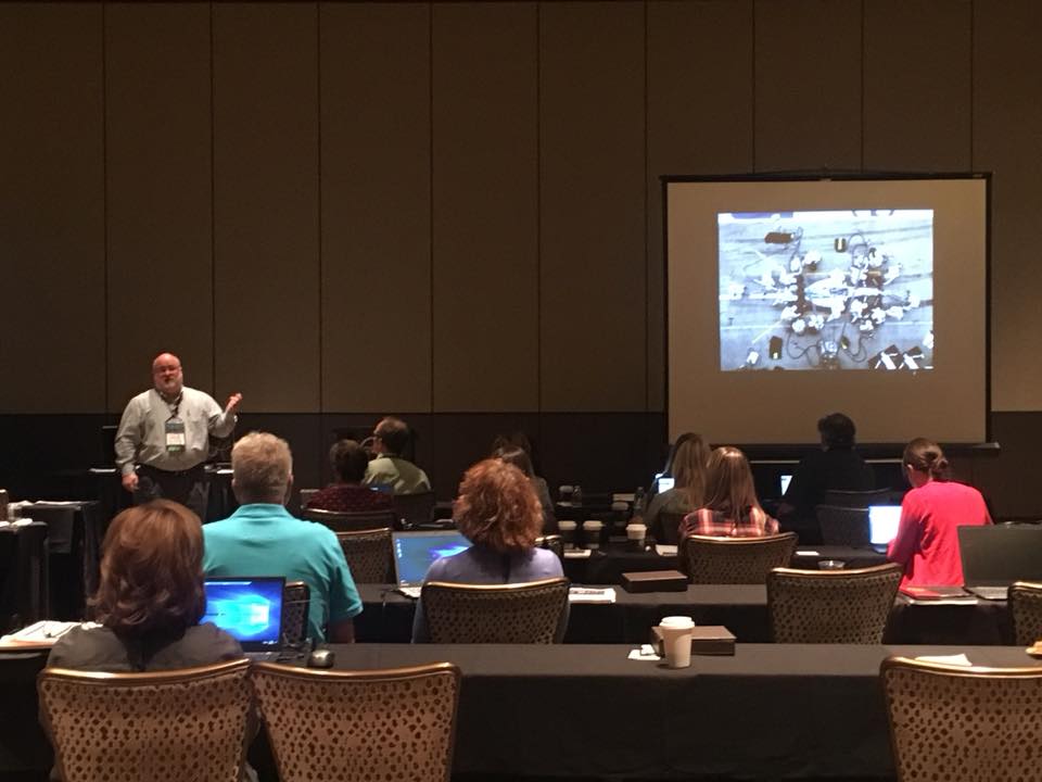 AccountingWare's tweet photo. An incredible CPE session on Business Management by Bruce Gilstrap, Ph.D. This guy knows his stuff! #InterActiv2017 https://t.co/8XKCGIcdXU
