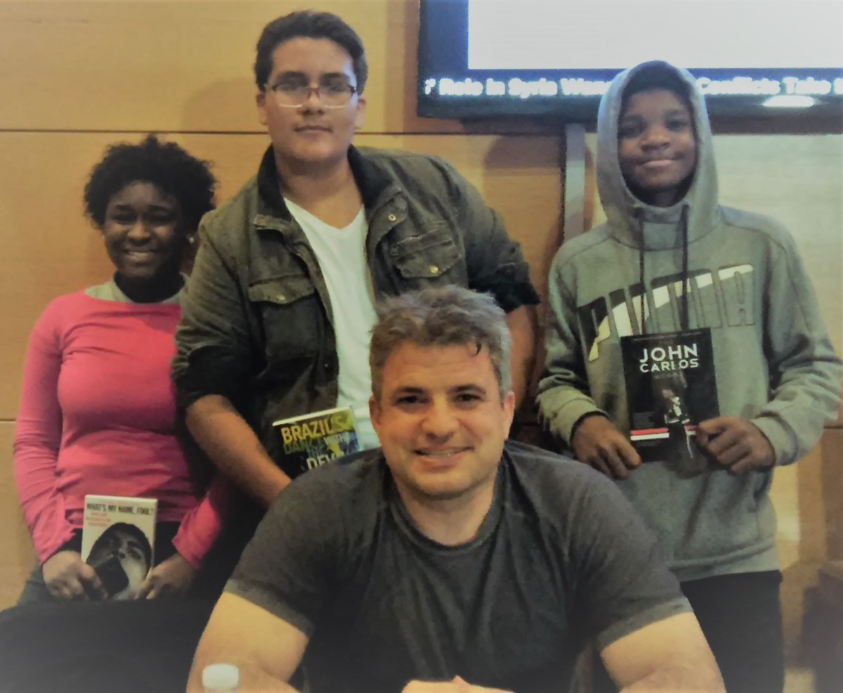 CommBikeWorks's tweet photo. So much fun going to see @EdgeofSports at @LehighU last week, and learning about sports &amp; politics from Jackie Robinson to @Kaepernick7. https://t.co/7gFLHqMREe