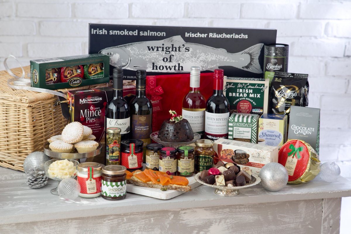 WrightsHowth's tweet photo. When you want to surprise someone with just a tiny something π π #WrightsOfHowth https://t.co/iDlo1WXsVF