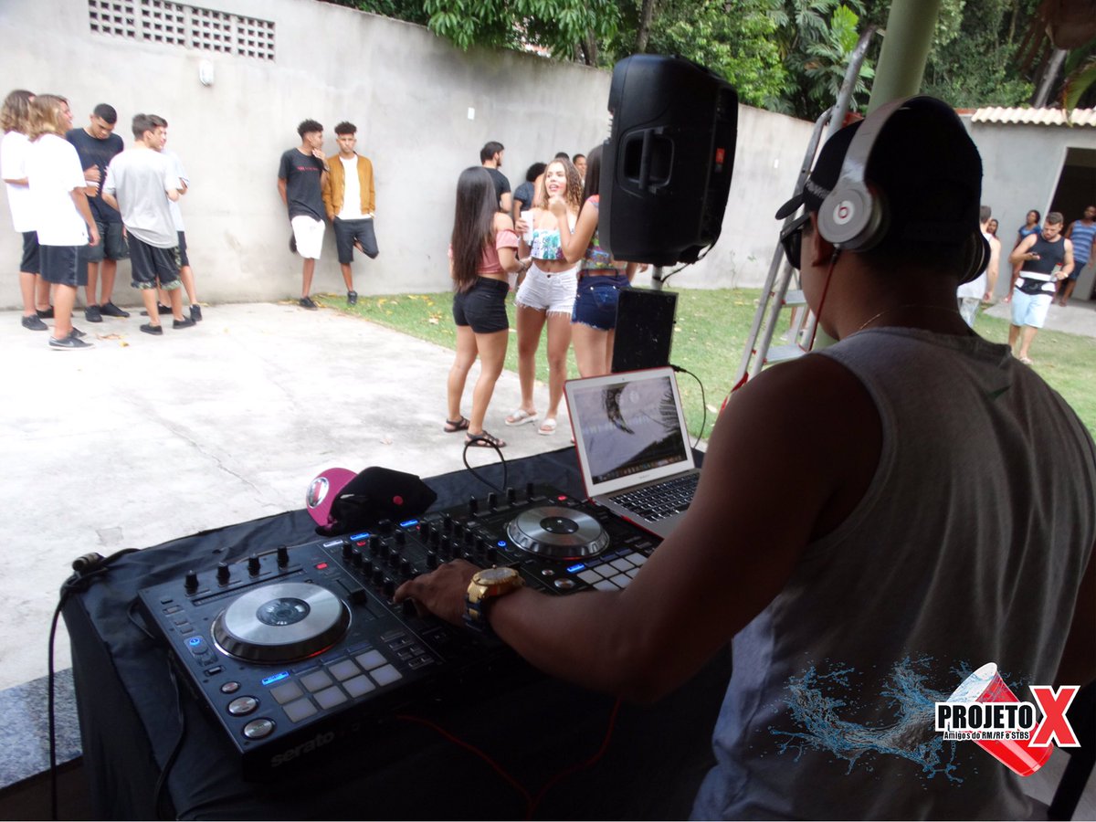 ProjetoXoRock's tweet photo. Algumas fotos ja foram postadas la no Instagram do rock. (ProjetoXoRock)

@ProjetoXoRock 

#projetoxorockparte3 https://t.co/wPKhbqPxFM