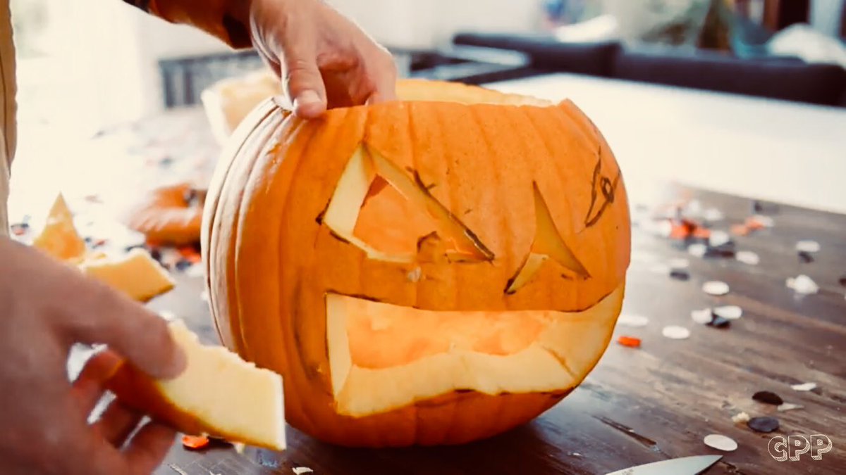 👻 TUTO : Préparer une #citrouille d’#Halloween avec vos enfants. 🎃
Nouvelle vidéo —> youtu.be/-yQNL3U1qug