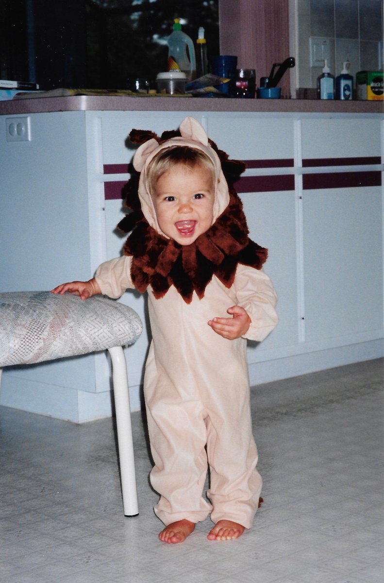 kmkele's tweet photo. Happy 21st Birthday @kelomen4 - so proud to be your mama! https://t.co/3fh8n8ZanT