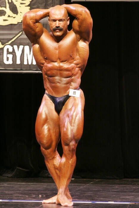 pacocutler's tweet photo. #rustyjeffers #IFBB #professionalbodybuilder #masterBodybuilder 1.76 mts aka #carlhardwick #PlaygirlModel #ColtModel #MuscleNude #NakedBody https://t.co/Bg1UwAJMr1