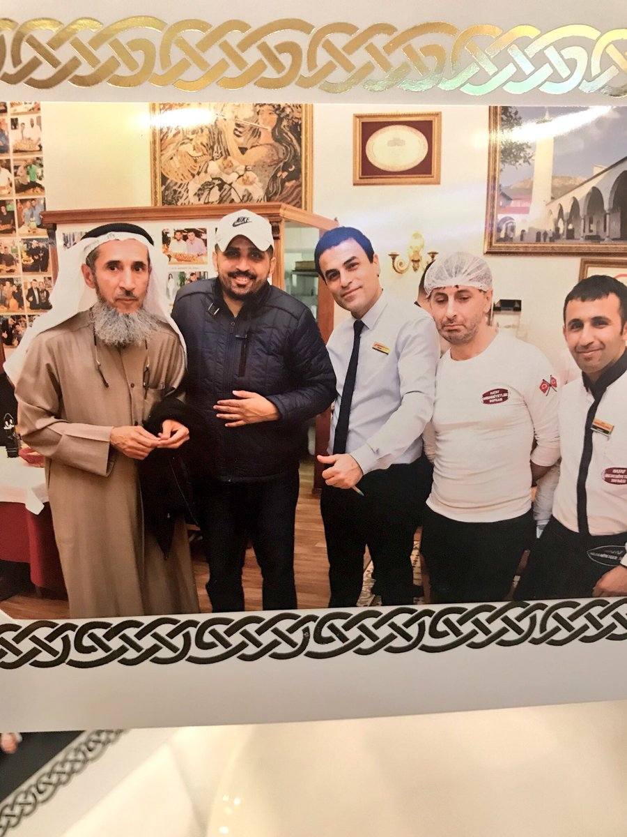 obed511's tweet photo. انصحكم في مطعم المدينه وسط اسطنبول في تركيا  التقيت بالعديد من الاعلاميين والمشايخ والادباء والصحفيين والغالي الشيخ ناظم المسباح والعديد من الاخوه الاعلاميين ومطعم المدينه جميل جدا ومتكامل وسيرفس جميل وواكل لذيذ https://t.co/DjvQYcH09V