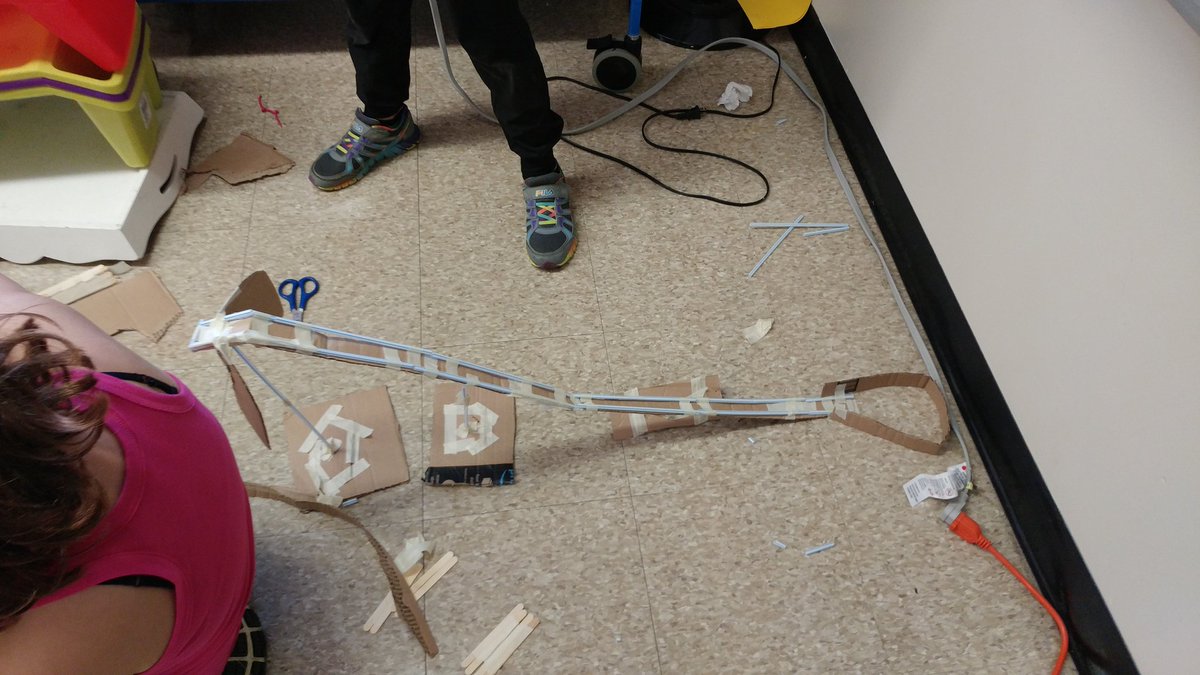 G3MasterMinders's tweet photo. #GlobalMakerDay #uxbridgeps https://t.co/f3wM1mmiAU