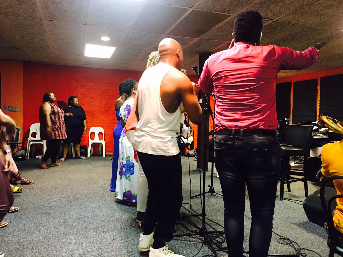 SbuNoah's tweet photo. #Joyous22 #RehearsalMode #9Dec2017 https://t.co/SDbNtVZNQ3