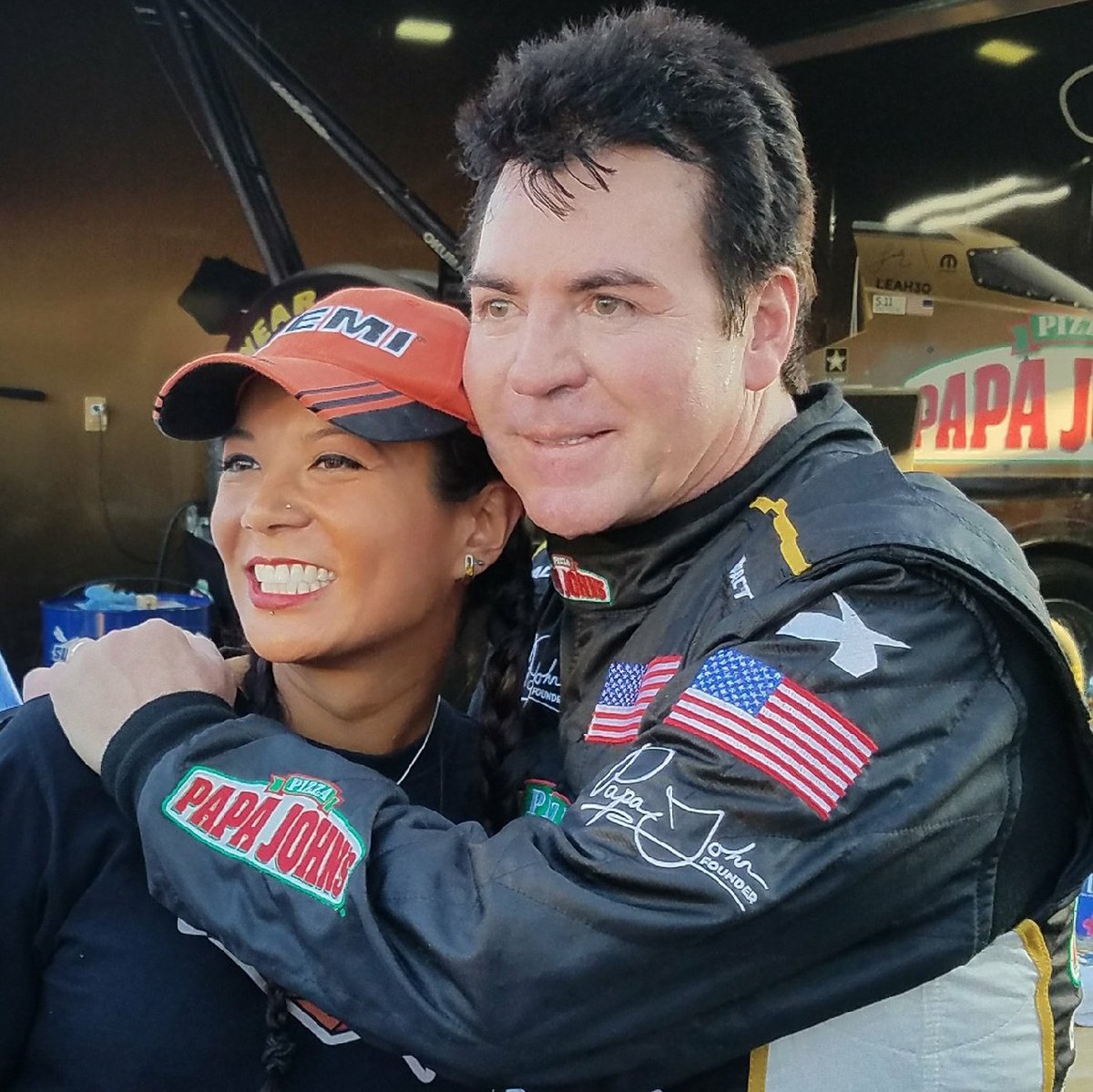 roxxymarks's tweet photo. @PapaJohns It was a pleasure meeting the boss at #AAAFallNationals at the Texas Motorplex. https://t.co/3BrEJIyjUa