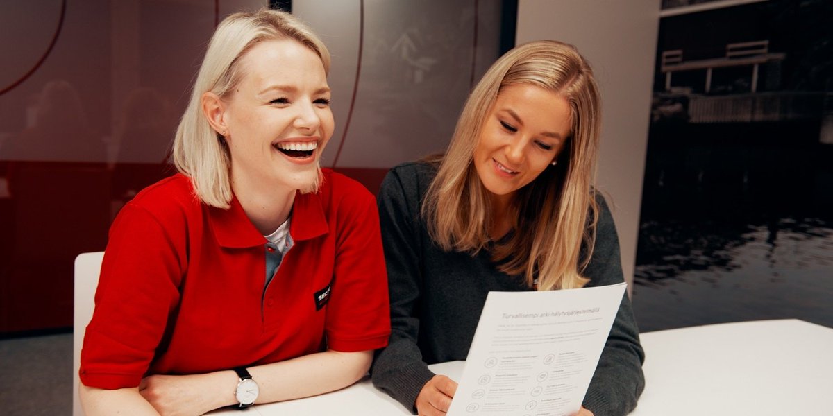 SectorAlarm_FI's tweet photo. We are now looking for a Financial Assistant! Apply by 5th November: https://t.co/mVbpobG0ki #rekry #sectorstaff #financialassistant https://t.co/jvegUikFLQ