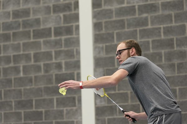 Mep de stress van je af tijdens Start to badminton. Helemaal gratis! ow.ly/1vat30g5ws4