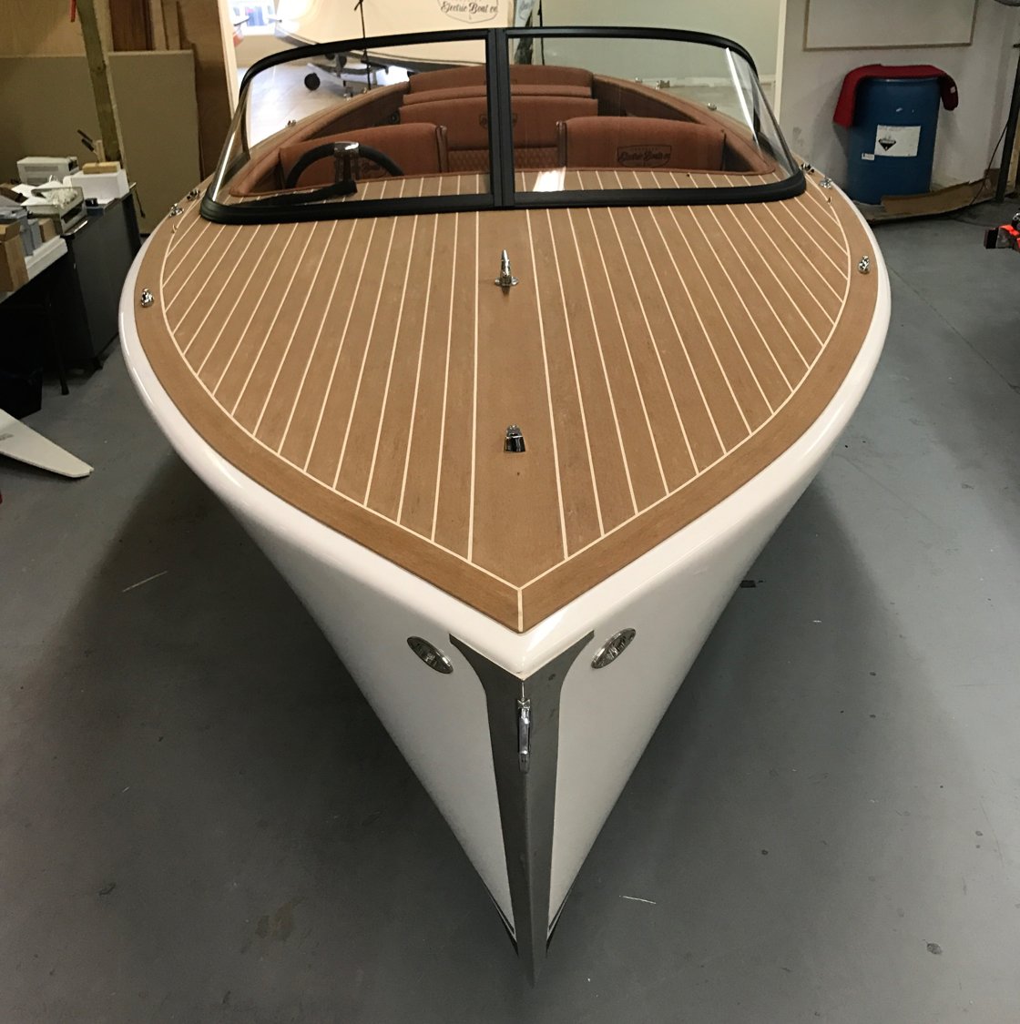 E_Boat_Co's tweet photo. The Canadian Electric Boat Co. is proud to announce the unveiling of the 2018 Bruce 22 T https://t.co/El8jFLjzCO https://t.co/s6vyFYhaJO