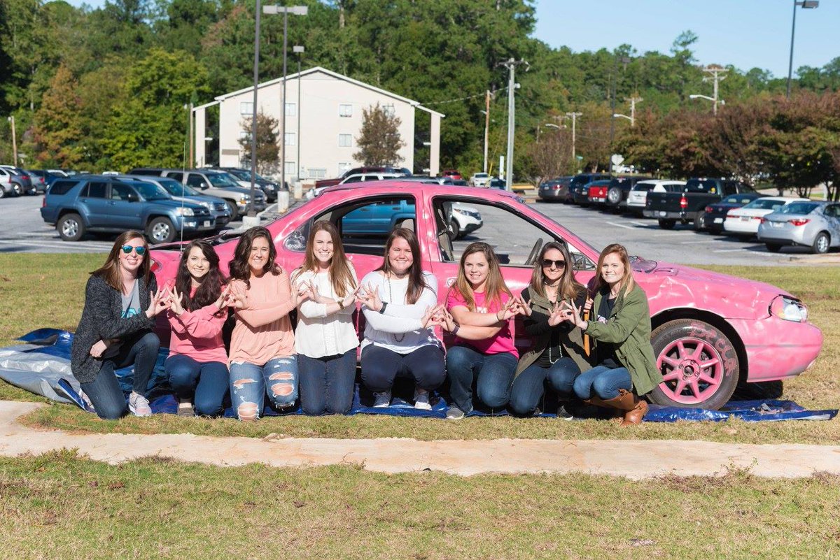 Lander_OSA's tweet photo. Ready for a SMASHING good time? Head to the Habitat site before 5pm to smash a car for @LanderZTA1986 and breast cancer awareness. Only $1! https://t.co/nGqZIjfupL