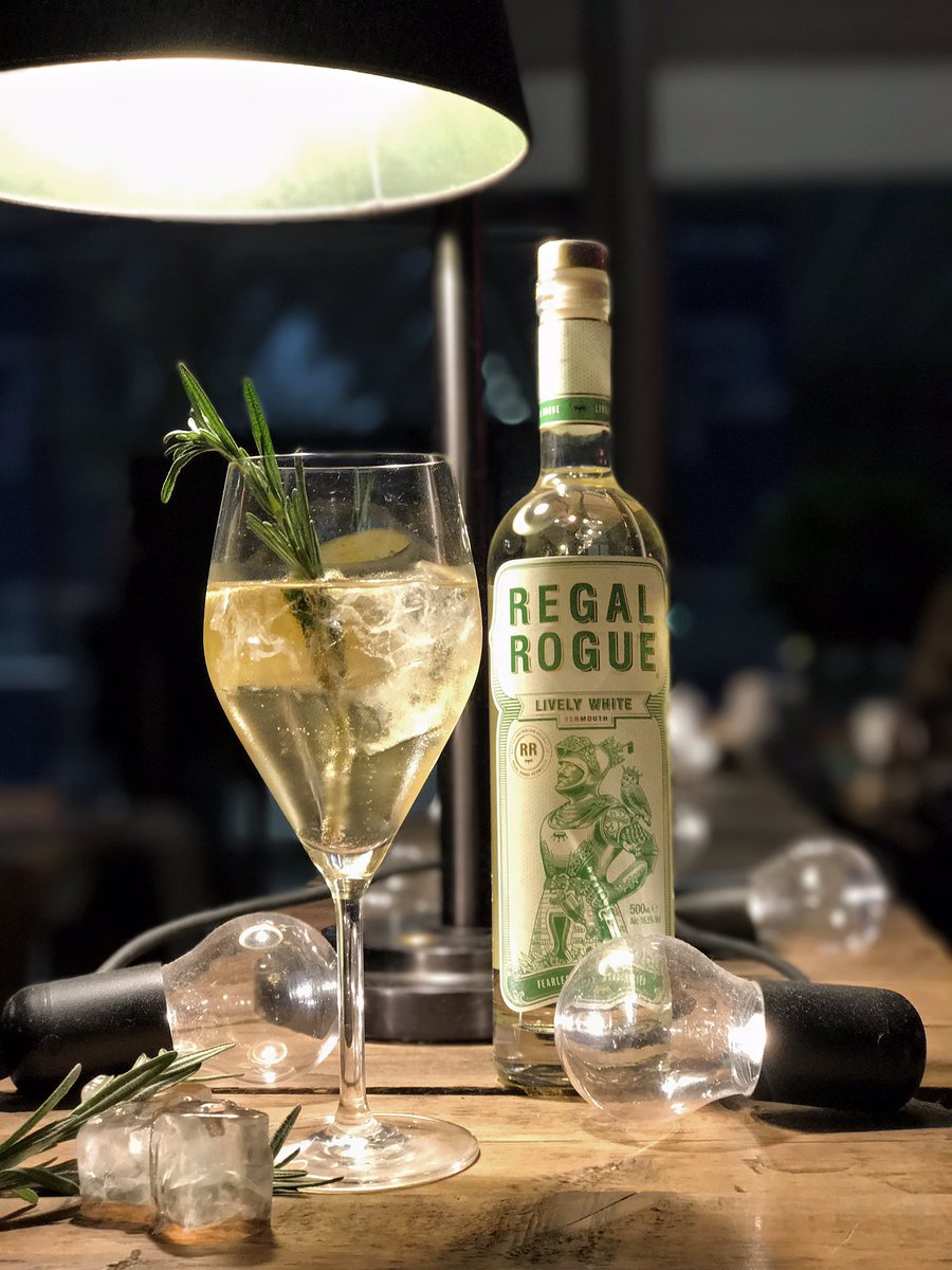 _Nathan_Lewis_'s tweet photo. Aperitivo... New discoveries from @RegalRogue 🍸Cheers @StPancrasRen #RenHotels #London #Aperitif #Cocktails #Wine https://t.co/RYLwiV0qgk