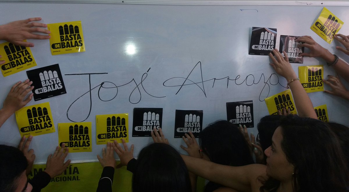 AmnistiaBolivar's tweet photo. Desde Amnistia Red Bolivar decimos #bastadebalas para que situaciones como las del estudiante ucabista José Arreaza no vuelvan a ocurrir https://t.co/00gcvgyith
