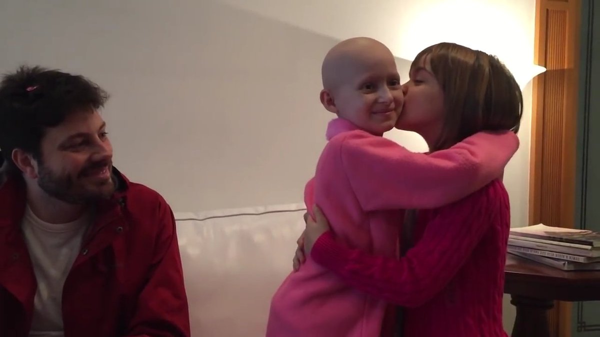 AraujoArlene's tweet photo. Cara, me peguei assistindo YouTube hoje e vim parar nesse vídeo. Sério me emocionei ❤
@DaniloGentili https://t.co/RJOtI7ozNA