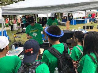 bp_America's tweet photo. We really enjoyed meeting the next generation of scientists and engineers at #Houston @EnergyDayFest! #EnergyDay2017 #STEM https://t.co/dxCiVdbM6q