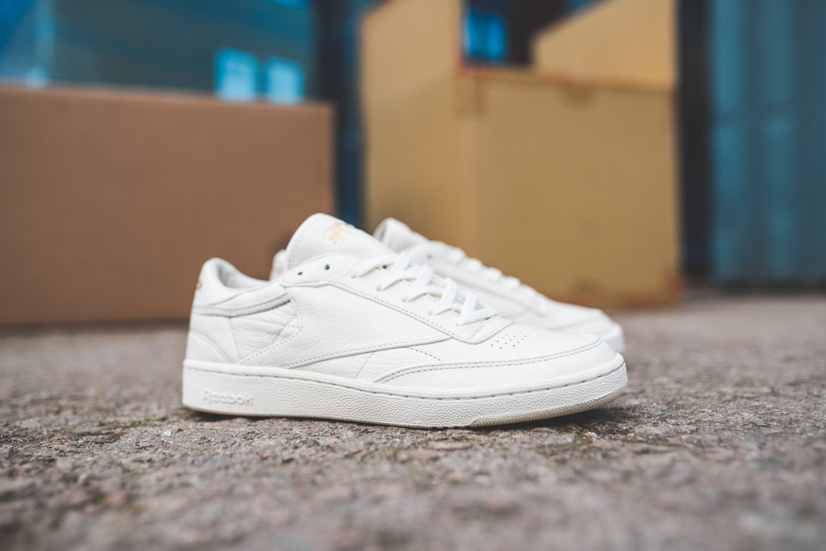 sns x reebok club c 85