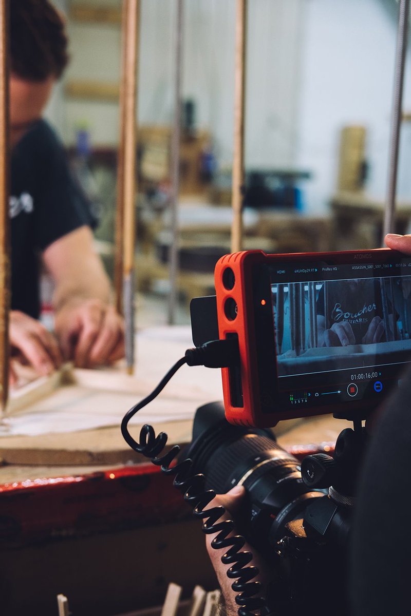QuantumImagesQC's tweet photo. Grands amateurs de musique, c’était un vrai rêve de pouvoir tourner un projet avec l’équipe des Guitares Boucher! https://t.co/QcEJpQyJh0 https://t.co/e6ij8Zoazz