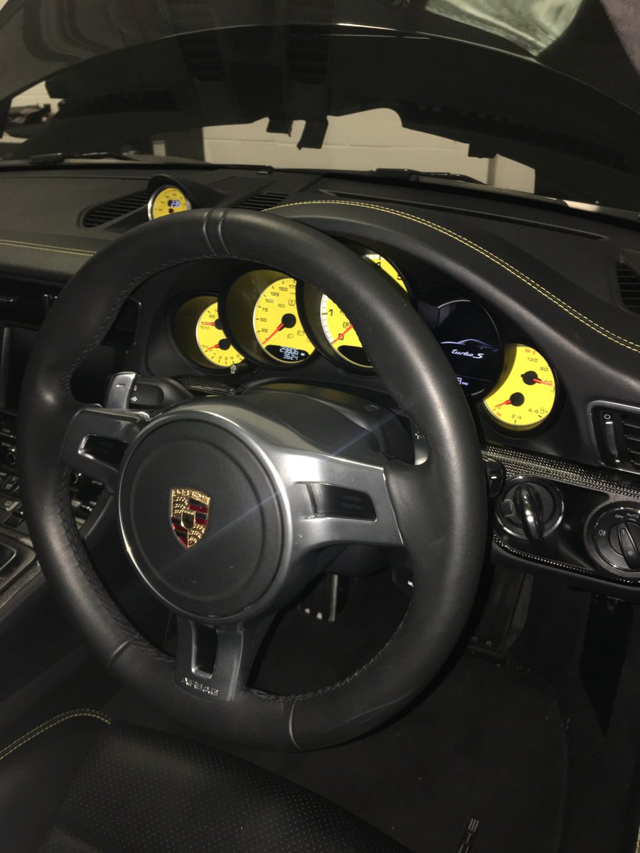 PerformanceDw's tweet photo. Amongst other lovely cars today we have this stunning 991 Turbo S in for a full service and coil pack change #porschewellingborough https://t.co/mPDQehduPE