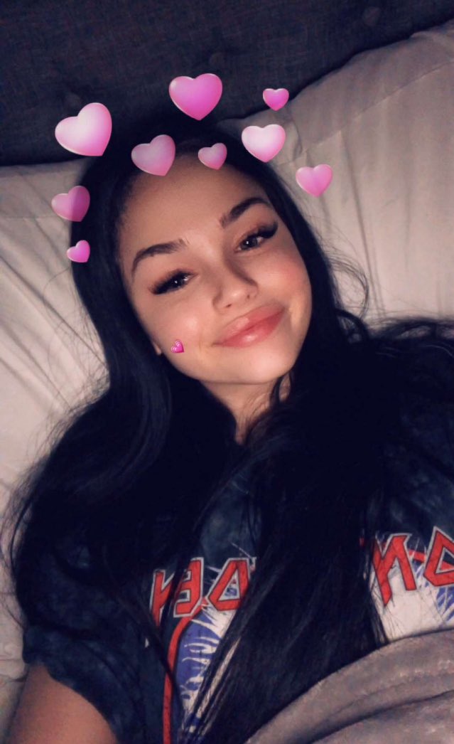 PtLindemann's tweet photo. Maggie via snapchat 💕

@MaggieLindemann https://t.co/LvKv1HBFBY