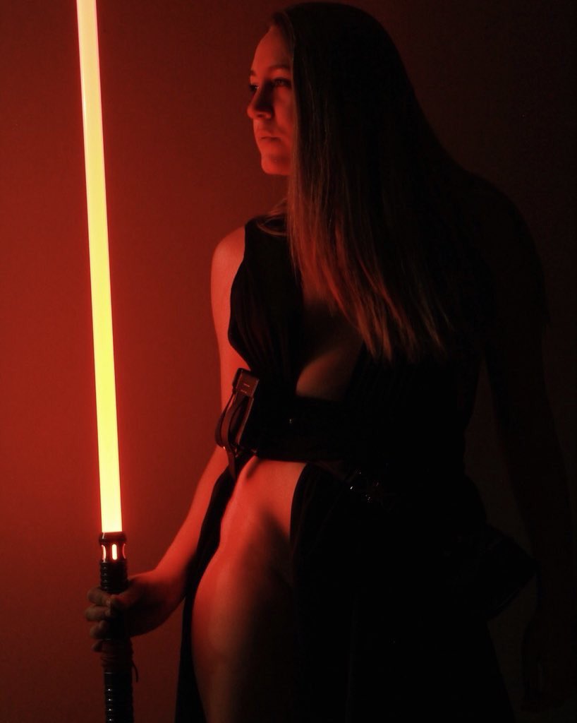 wvchive's tweet image. The force is strong with this one #fangirl @FinnlE3lizabeth