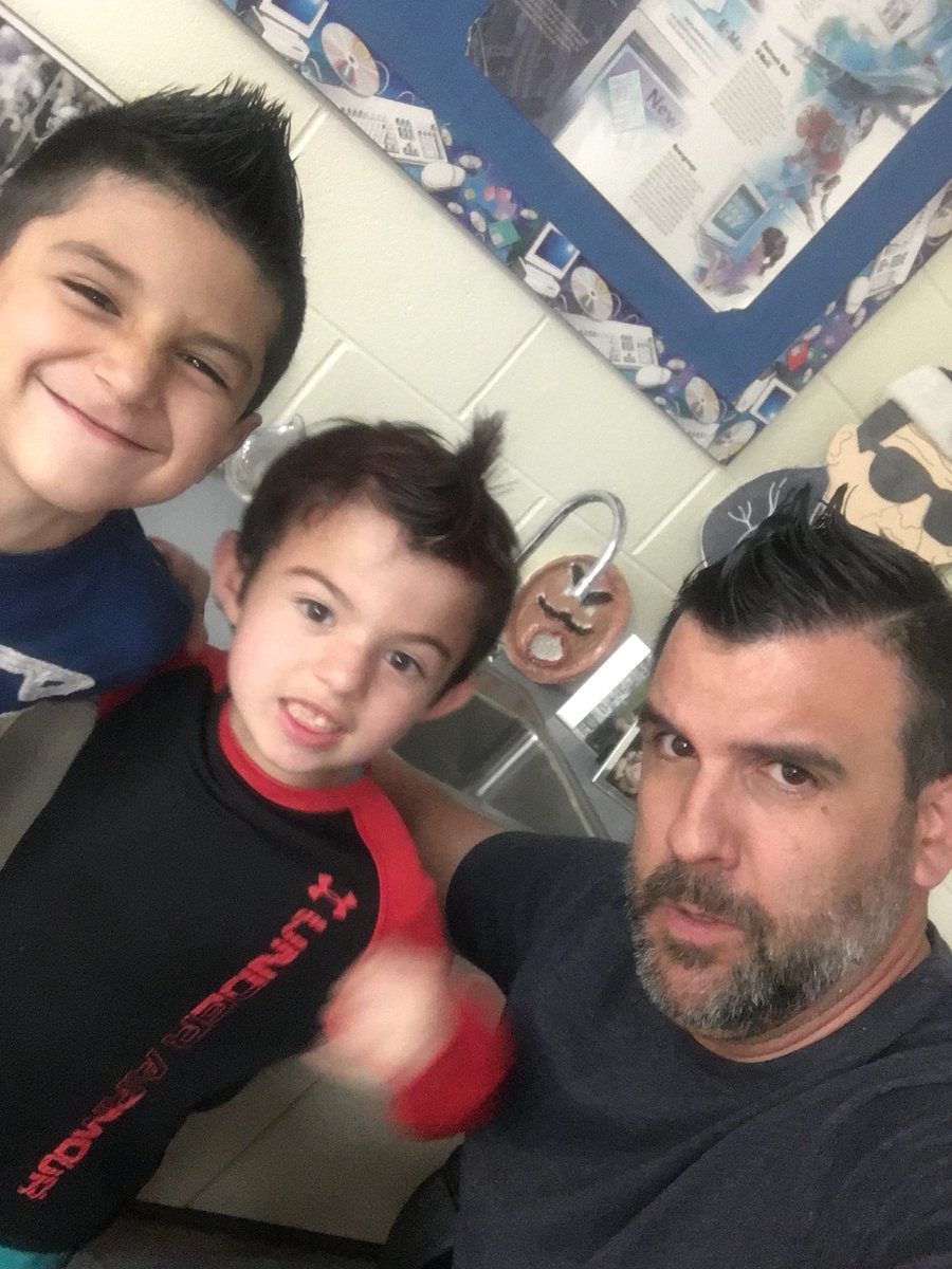 MrPicard_HES's tweet photo. Rocking the mohawks on Crazy Hair Day. #HappyHillendale #HESSpiritWeek https://t.co/5xVBJRvBDH