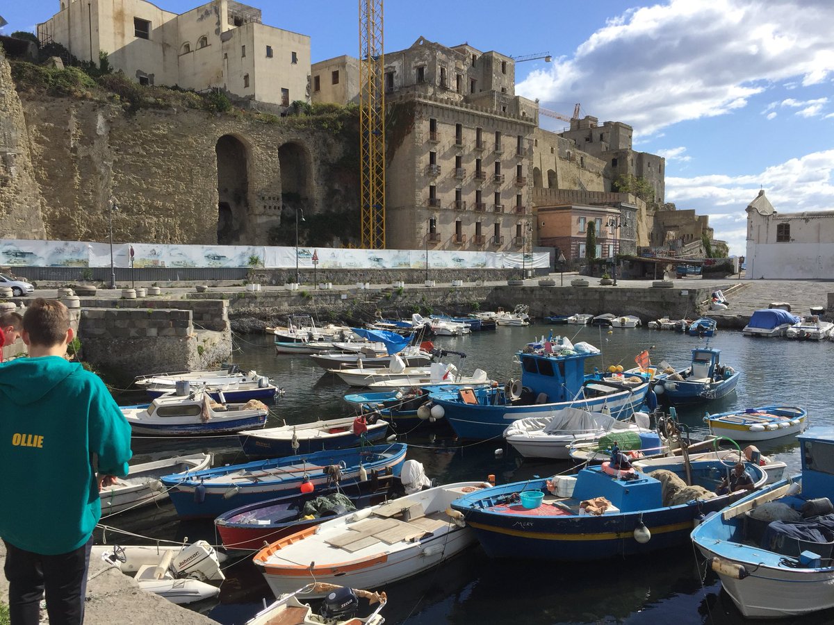 PjRowen's tweet photo. Great day in Campei Flegri BON with @wrigeog and @NSTGeography visted Pozzuoli, Lake Lucrino and Herculaneum. https://t.co/mmrin8mBt5