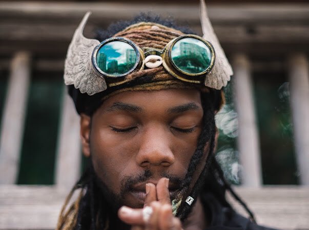 3ritain's tweet photo. Praises to the most high 
Prayers for my enemies 
Another year alive so I can go and get what's meant for me
#coolalien #ScorpioSeason https://t.co/tR5dd7oFqD