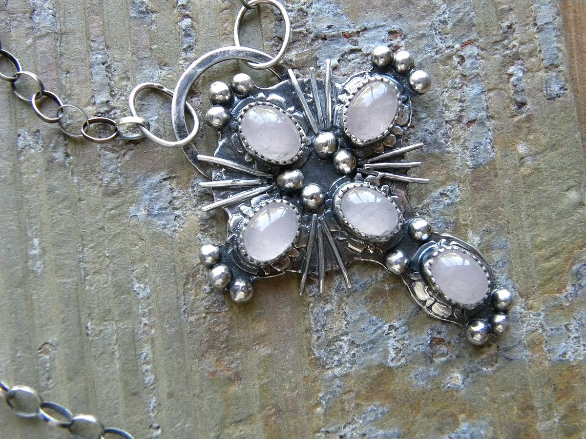 LoveStoneArts's tweet photo. Gemstone and Silver Cross Necklace, Long Statement Neckl… https://t.co/mUqG7ddktA #silverjewelry #GraduationGiftIdea https://t.co/OHtbCfe0Oc