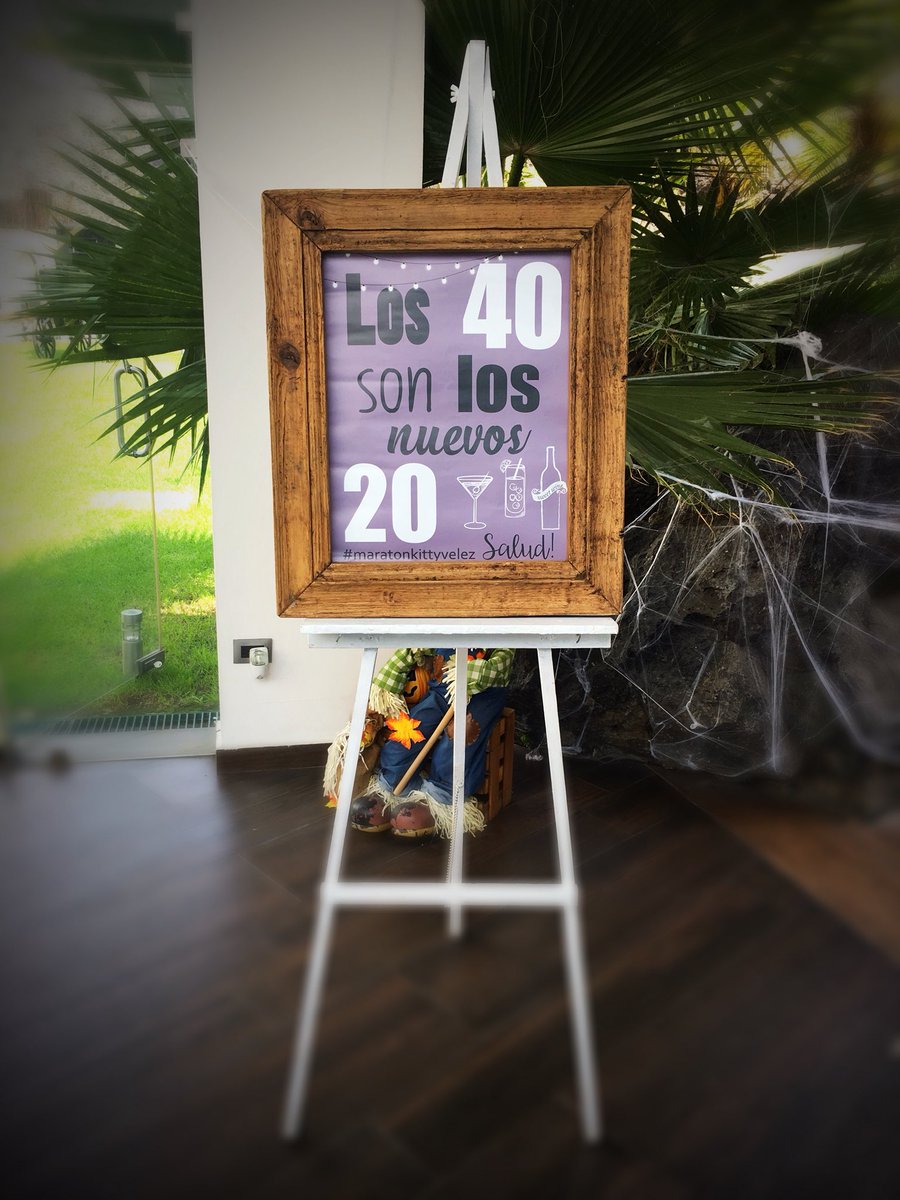 monbyw's tweet photo. CumpleaΓ±os!! #40s #birthdayparty #monbyw ππ https://t.co/M5rWY1kERr