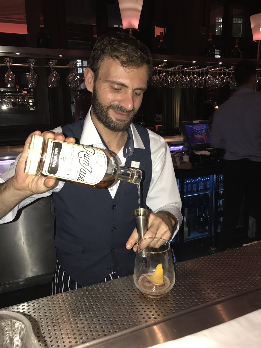 dajavamon's tweet photo. #coffee infused #rum See the master at work #catchbar @AndazLondon #mahtini'mon https://t.co/BOWhhhfFsh