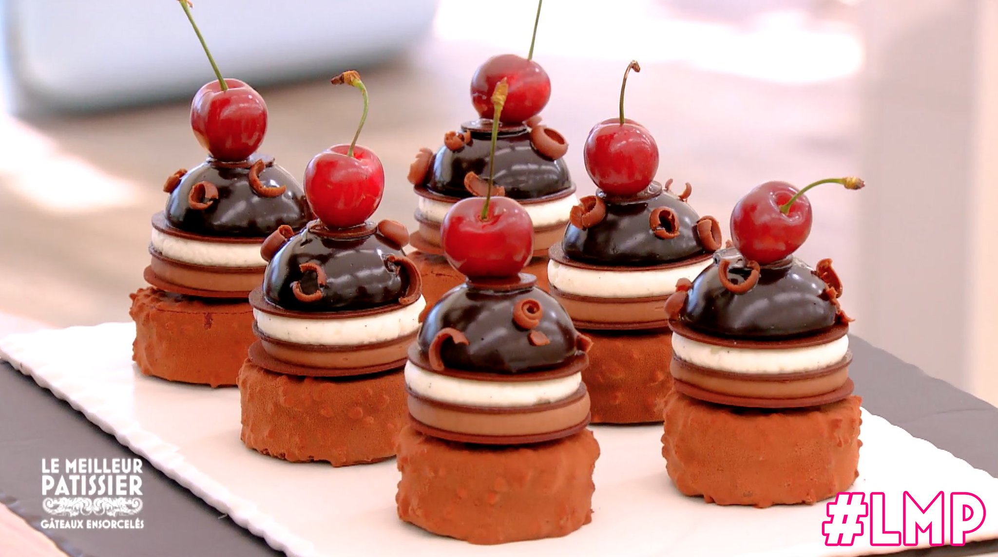 Foret Noire Revisitée Cyril Lignac Meilleur Patissier LeMeilleurPâtissier on Twitter: "RT si tu as envie de croquer dans la