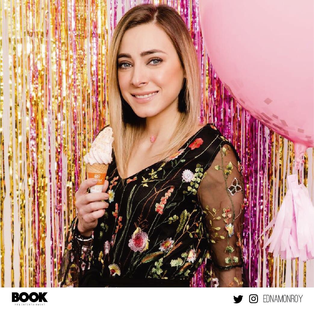 BOOKAgencyMX's tweet photo. Les compartimos la foto oficial de la influencer @EdnaMonroy  del Octubre Rosa de @InStyleMexico #InstyleParty #FestejaLaVida @NutrisaMX https://t.co/WFNkhtmavF