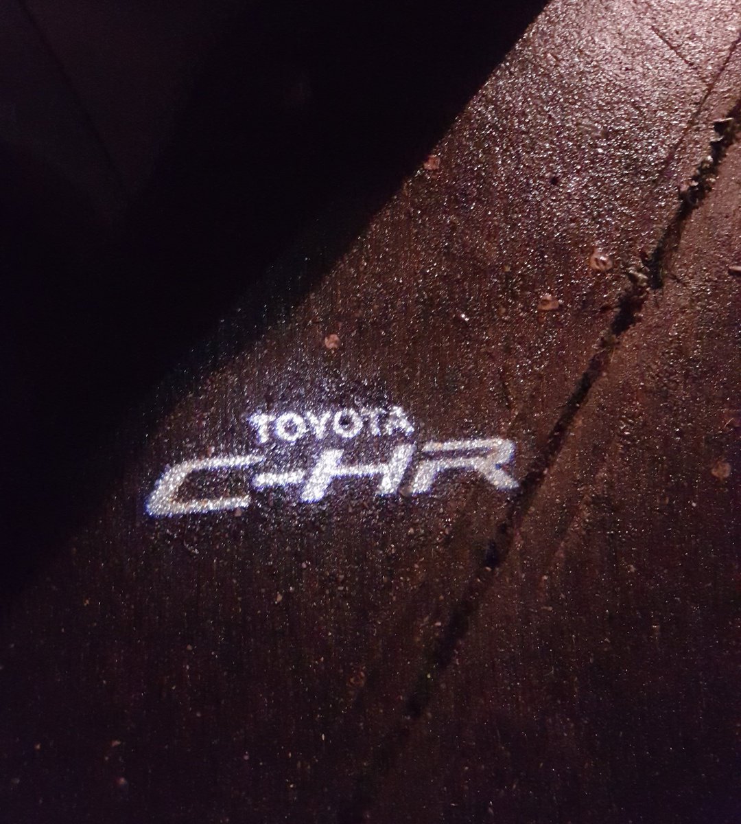 GrayBoth's tweet photo. Showing me the way #CH-R #puddlelight #winternights #winteriscoming @ToyotaGB @ToyotaMotorCorp https://t.co/w3Q9NsRKDN