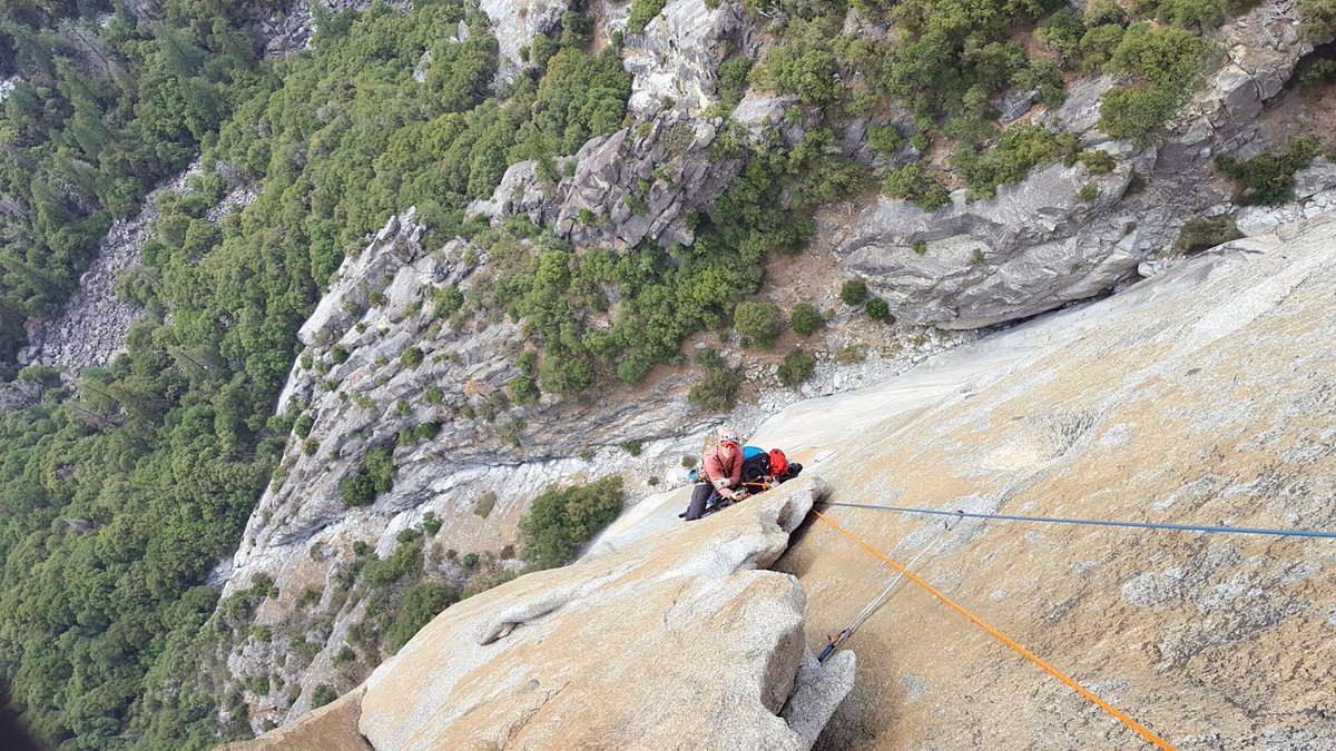 SUGenOrange's tweet photo. Sterling Boin ’14, president of the SU Alumni Club of Colorado/member of Generation Orange Leadership Council, showing SU pride in Yosemite! https://t.co/bMpbYyBLI7