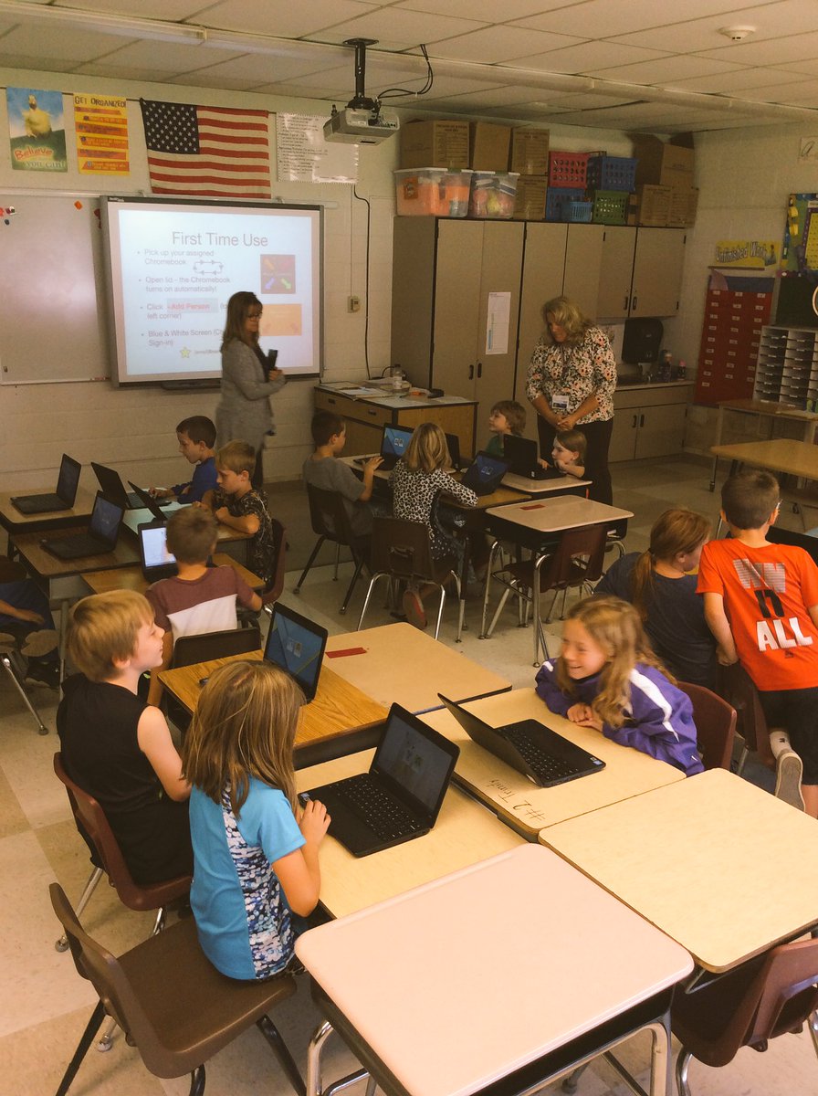 weroarmarshall3's tweet photo. Wellsville third grade now has chromebooks! Thanks to @TechnologyNYCSD for helping us get started! #WeAreNorthern @mrsbrownwes3 https://t.co/2G6btH7AKO