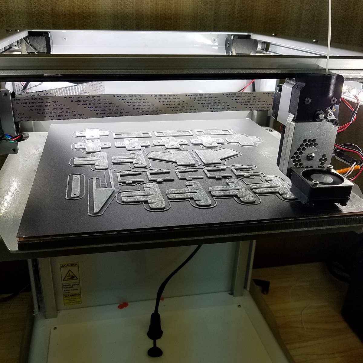 Ok Im in ! #hangprinter parts on my <a href="/typeamachines/">Type A Machines</a> series one pro from @DesignBox3D