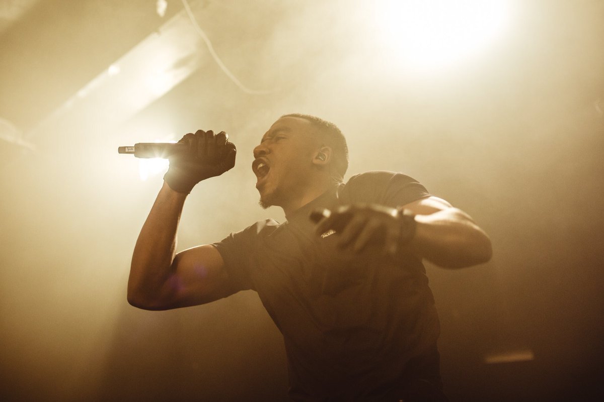 TheBugzyMalone's tweet photo. The King Of The North Tour has well and truly started!! 👑⚜️ https://t.co/yUFXzLmjd4