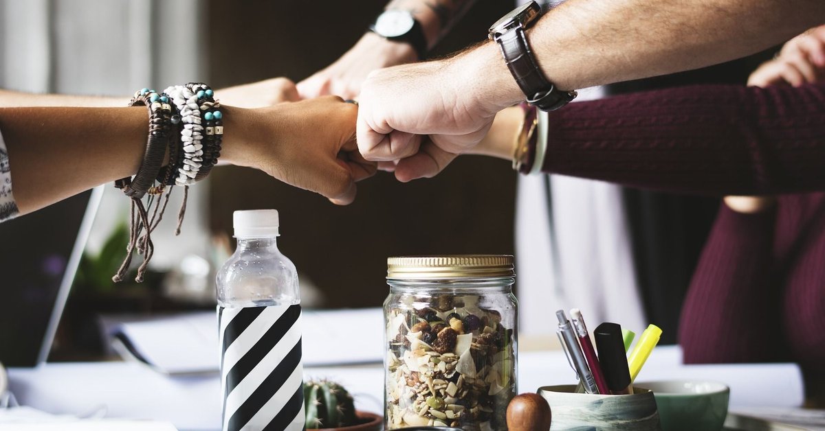 MR_TallGuy's tweet image. Great idea for the #TMREvents @HuffPostBlog #StartWithWhat4 Start with the customer &amp;amp; work back to #CX bit.ly/2gH8IFL