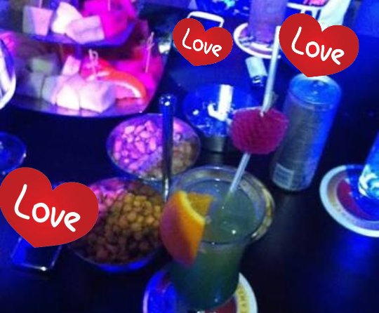 Gecenin demine🌘
Gelenin şerefine👑
Gidenin gelmisine geçmişine içelim be dostlar🍺🍺