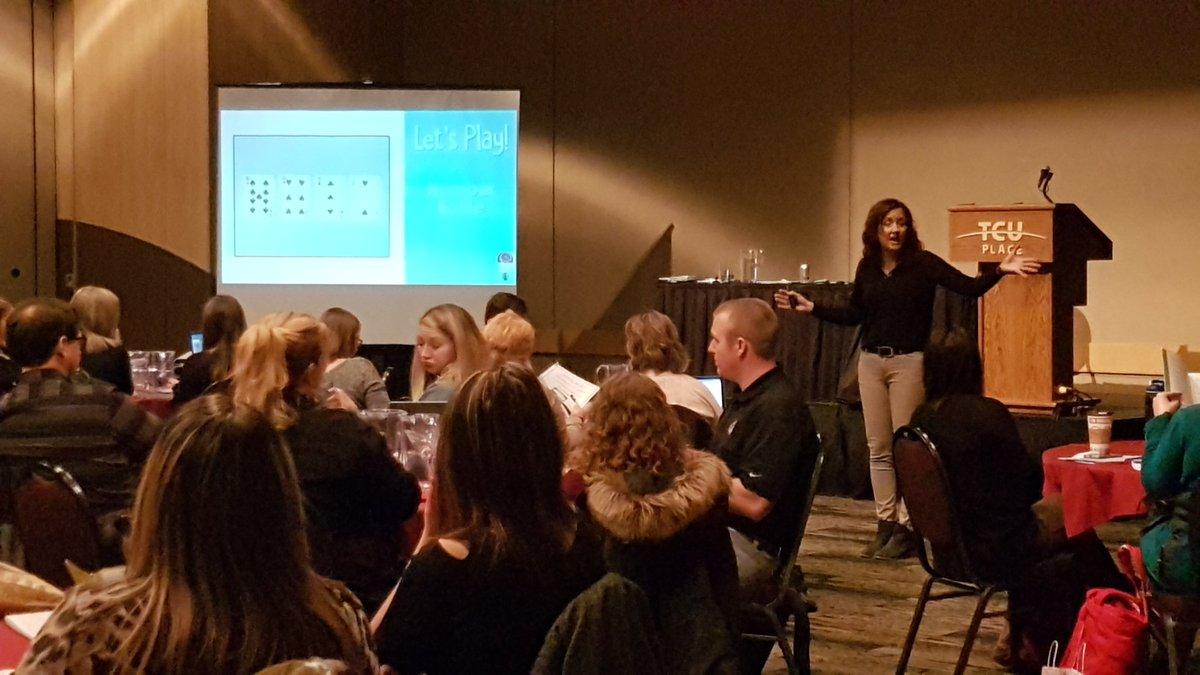 MmeStaceyZ's tweet photo. SPS'S @JennBrokofsky delivers an engaging presentation at #SUM2017 https://t.co/gxoNn1qHNL