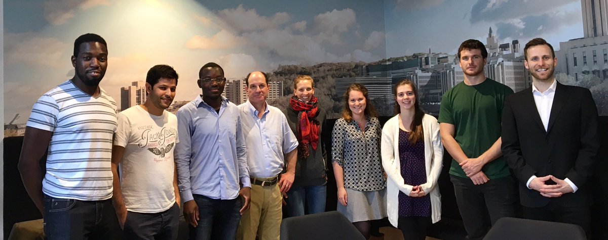 Gairdner Foundation (@gairdnerawards) on Twitter photo Dr. Julius meets w/ bright grad students <a href="/UMontreal/">Université de Montréal</a>. His advice? Make curiosity drive your work, the rest will follow. <a href="/UCSF/">UC San Francisco</a> #gairdner2017 Dr. Julius meets w/ bright grad students <a href="/UMontreal/">Université de Montréal</a>. His advice? Make curiosity drive your work, the rest will follow. <a href="/UCSF/">UC San Francisco</a> #gairdner2017