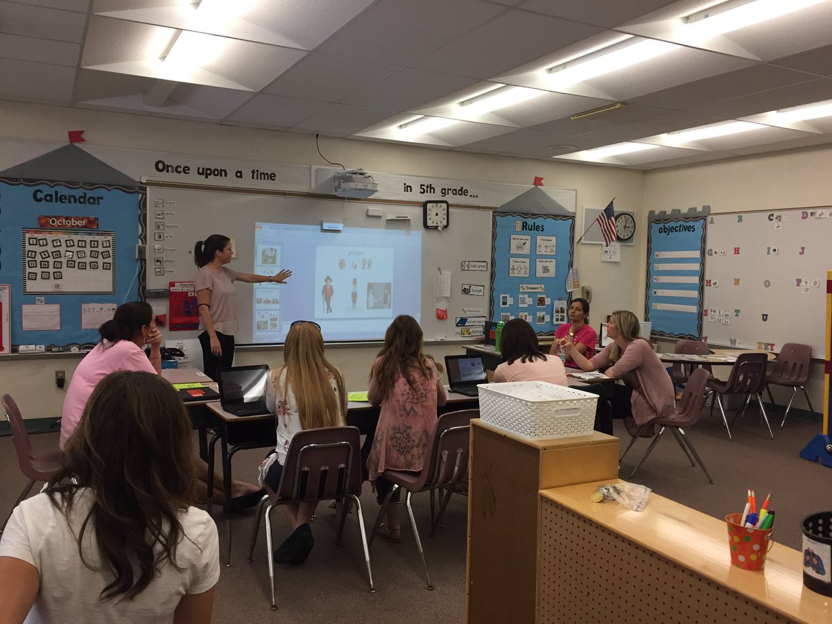 gennyadams60's tweet photo. Lowry teachers collaborating in professional development on increasing student engagement through technology. @LowryElementary @HCPSArea2 https://t.co/G4jjnVEBVc