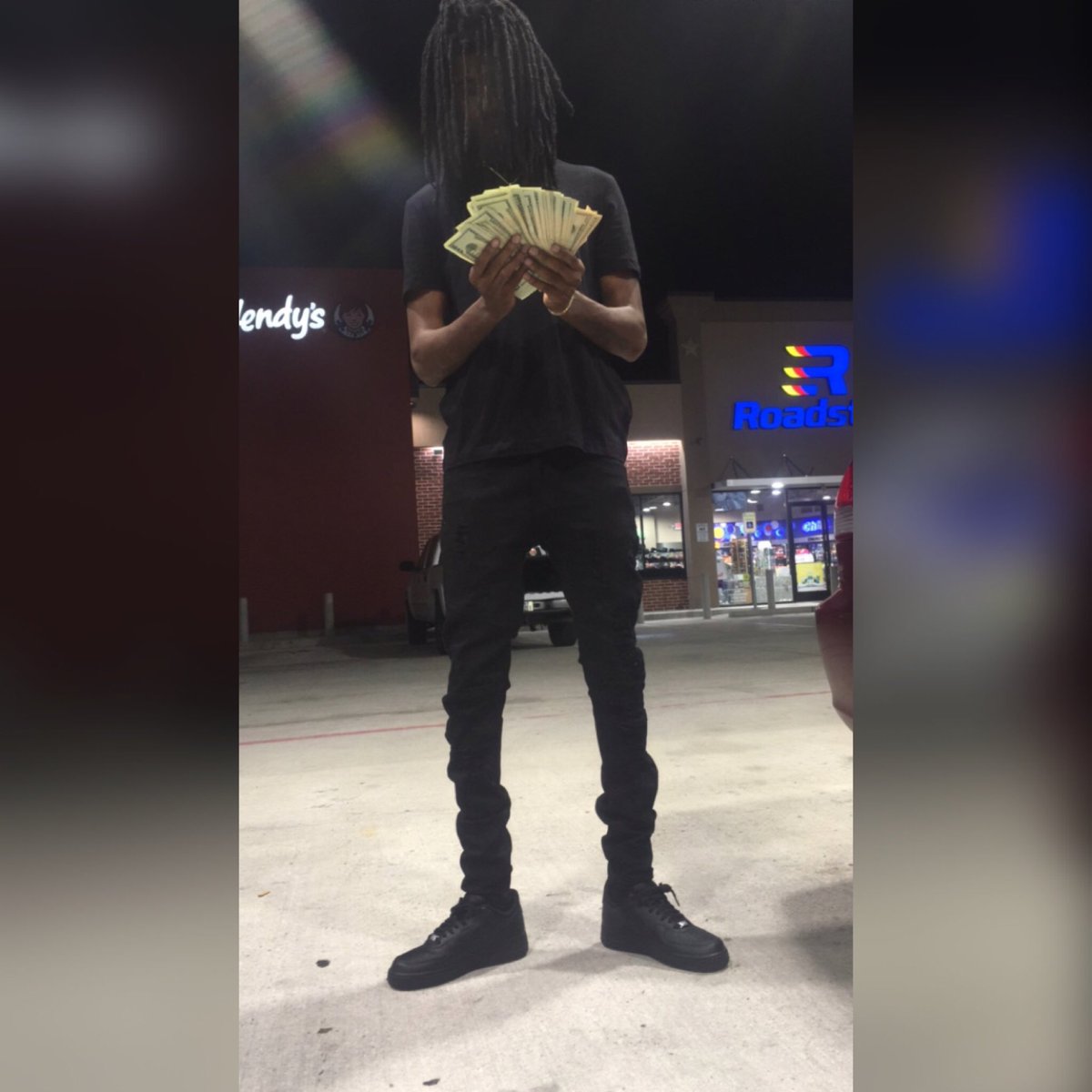 OODRasta's tweet photo. Lil Rasta got bags I don't wanna brag #Ypn #InAKushComa #LinkInMyBio 🤑 https://t.co/SCC6FGkRb8