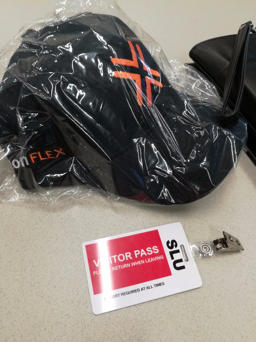 9853463673's tweet photo. Goodies from the visits @GIBS_SA #GIBSMBAGLOBAL #WestCoastUSA https://t.co/o0cPkyGtmh