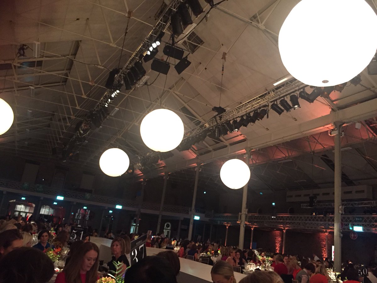 Noelle_OC's tweet photo. Trust your emotions 
Dare to be different 
Network, influence, empower 
#LTB17 @TheGlossMag - inspiration and insight from amazing speakers https://t.co/94ObzrhCwg