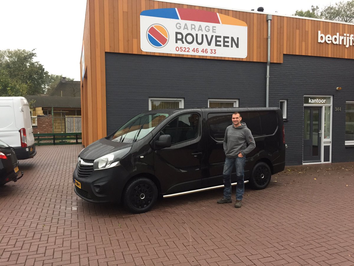 Vandaag deze Vivaro afgeleverd aan Montage Bedrijf Kuiper! Arie bedankt en veel werkplezier ermee!!