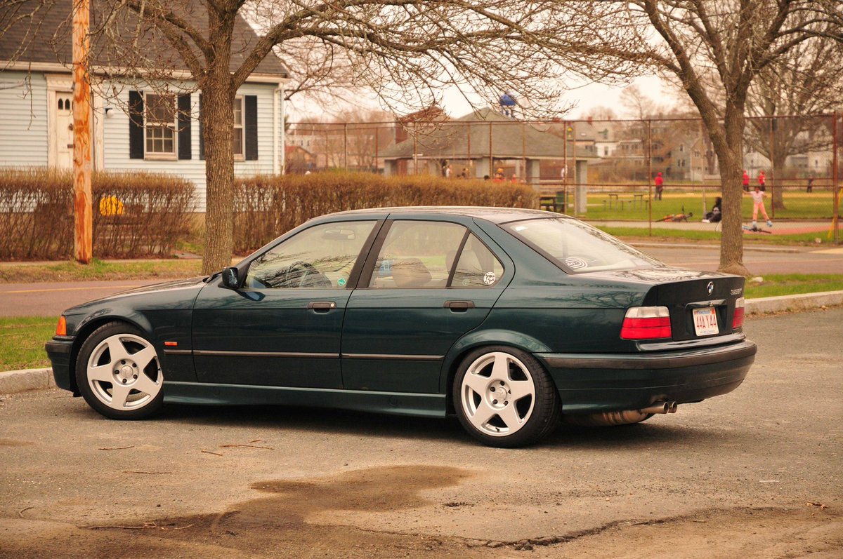 German_Cars_'s tweet photo. Fifteen52. Simple &amp; perfect. https://t.co/FH7g7dG72B